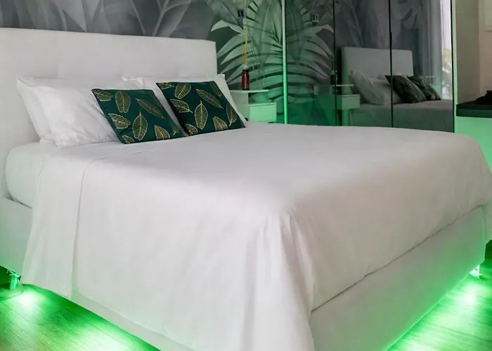 Jungle Suite And Parking